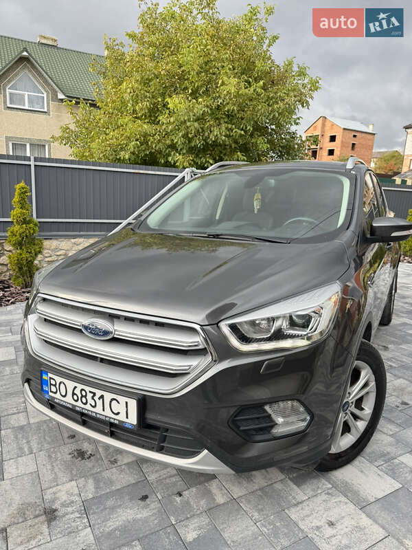 Внедорожник / Кроссовер Ford Kuga 2019 в Львове фото 4 Внедорожник / Кроссовер Ford Kuga 2019 в Львове