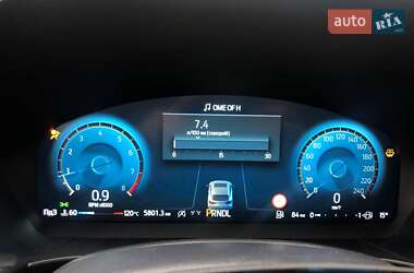 Внедорожник / Кроссовер Ford Kuga 2024 в 