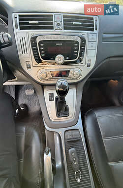 Внедорожник / Кроссовер Ford Kuga 2011 в 
