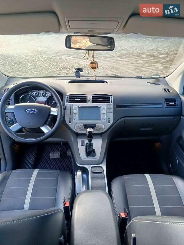 Внедорожник / Кроссовер Ford Kuga 2011 в Ивано-Франковске