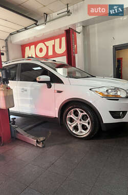 Внедорожник / Кроссовер Ford Kuga 2011 в 