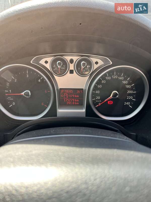 Внедорожник / Кроссовер Ford Kuga 2011 в Южноукраинске фото 16 Внедорожник / Кроссовер Ford Kuga 2011 в Южноукраинске