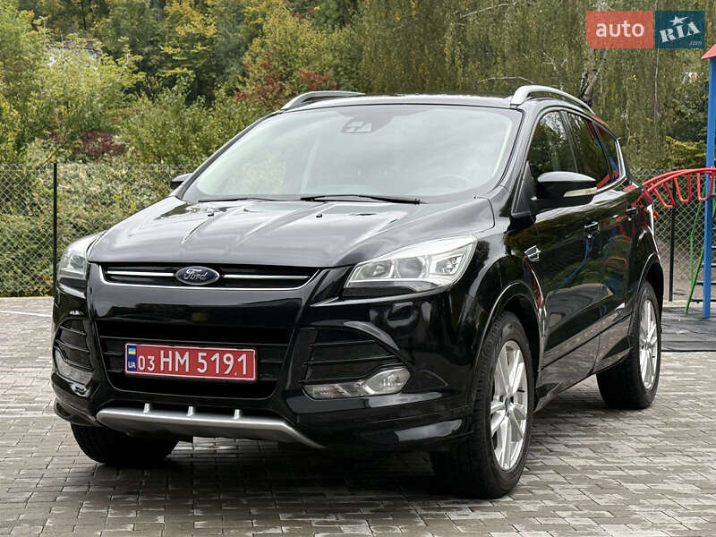Внедорожник / Кроссовер Ford Kuga 2016 в Кременце