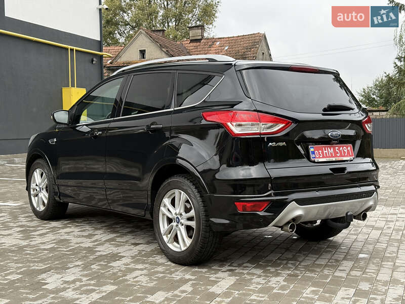 Внедорожник / Кроссовер Ford Kuga 2016 в Кременце