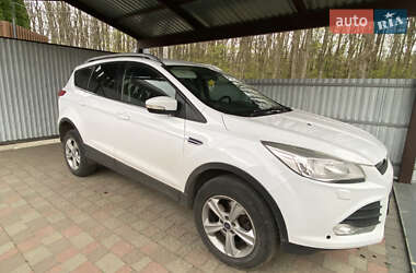 Внедорожник / Кроссовер Ford Kuga 2015 в Ужгороде