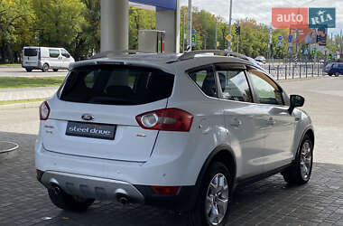 Внедорожник / Кроссовер Ford Kuga 2010 в 