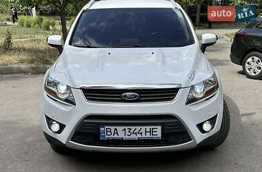 Позашляховик / Кросовер Ford Kuga 2011 в 
