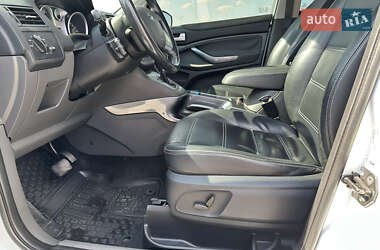 Позашляховик / Кросовер Ford Kuga 2011 в 