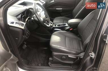 Внедорожник / Кроссовер Ford Kuga 2013 в 