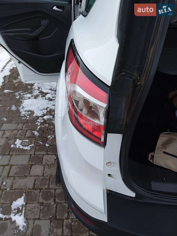 Внедорожник / Кроссовер Ford Kuga 2017 в Моршине