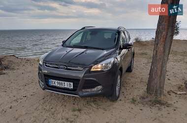 Внедорожник / Кроссовер Ford Kuga 2016 в 