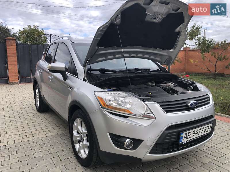 Позашляховик / Кросовер Ford Kuga 2011 в Одесі