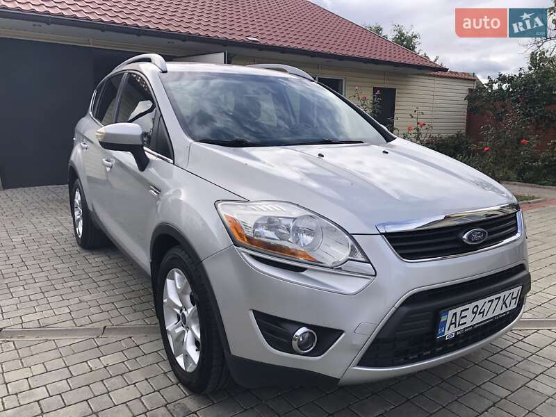 Позашляховик / Кросовер Ford Kuga 2011 в Одесі