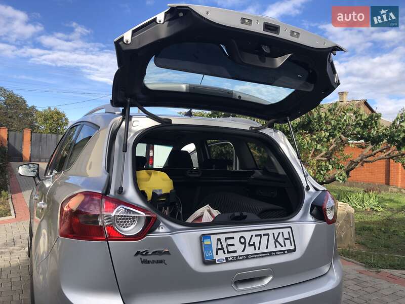 Позашляховик / Кросовер Ford Kuga 2011 в Одесі