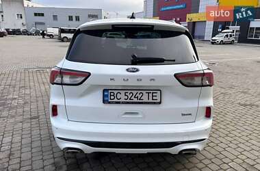 Позашляховик / Кросовер Ford Kuga 2023 в  фото 7 Позашляховик / Кросовер Ford Kuga 2023 в