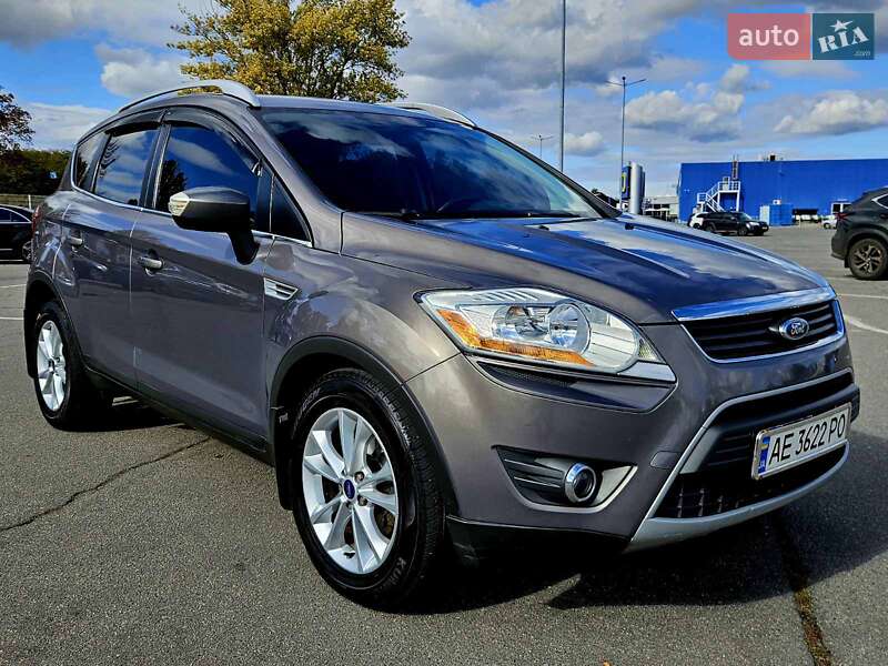 Внедорожник / Кроссовер Ford Kuga 2012 в Днепре