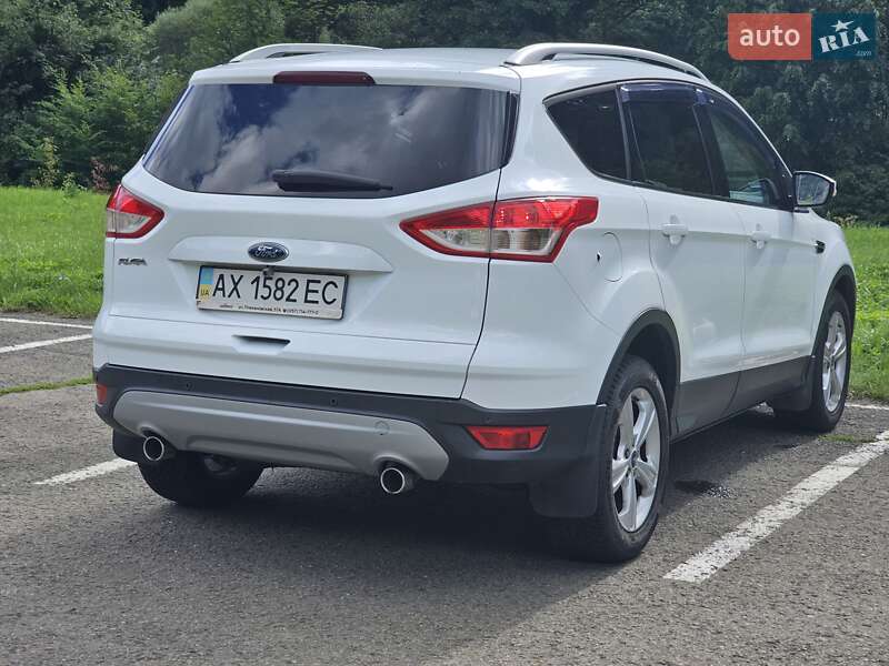 Позашляховик / Кросовер Ford Kuga 2013 в Львові