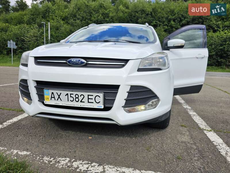 Позашляховик / Кросовер Ford Kuga 2013 в Львові