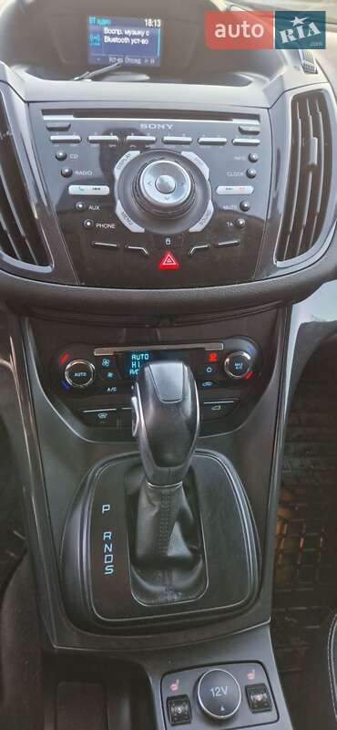 Внедорожник / Кроссовер Ford Kuga 2013 в Черновцах