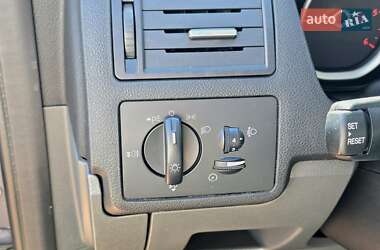 Позашляховик / Кросовер Ford Kuga 2012 в 