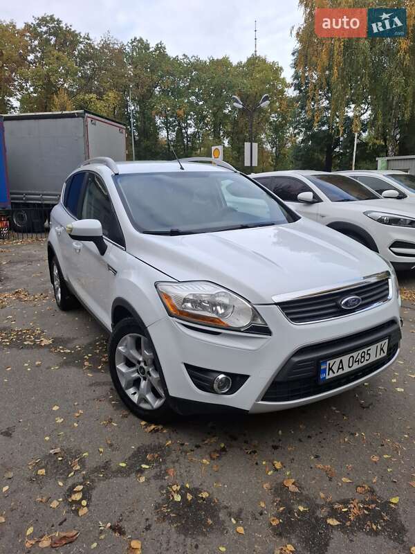 Позашляховик / Кросовер Ford Kuga 2010 в Києві