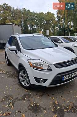 Позашляховик / Кросовер Ford Kuga 2010 в  фото 4 Позашляховик / Кросовер Ford Kuga 2010 в