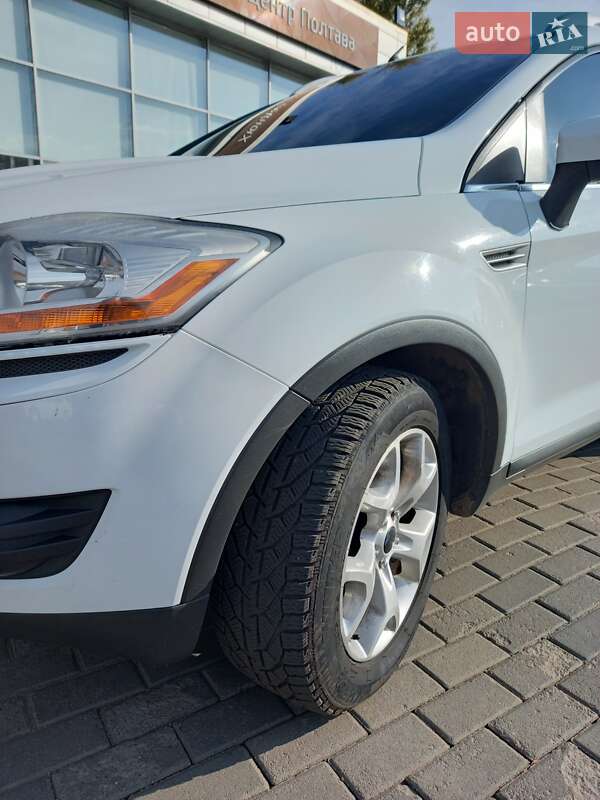 Позашляховик / Кросовер Ford Kuga 2009 в Полтаві