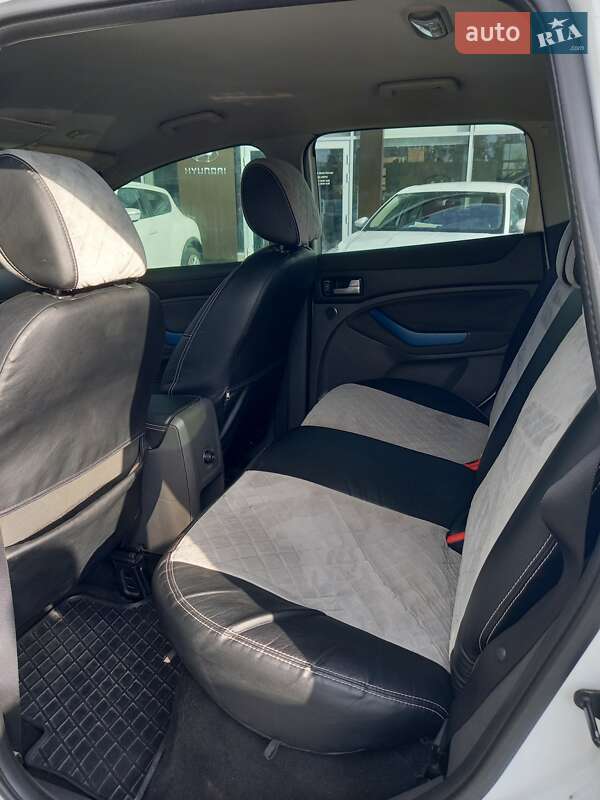 Позашляховик / Кросовер Ford Kuga 2009 в Полтаві