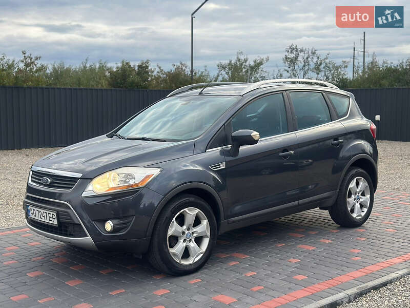 Позашляховик / Кросовер Ford Kuga 2009 в  фото Позашляховик / Кросовер Ford Kuga 2009 в