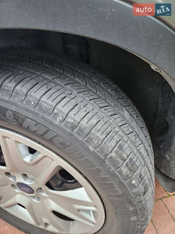 Позашляховик / Кросовер Ford Kuga 2013 в Львові фото 3 Позашляховик / Кросовер Ford Kuga 2013 в Львові