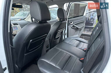 Позашляховик / Кросовер Ford Kuga 2010 в 