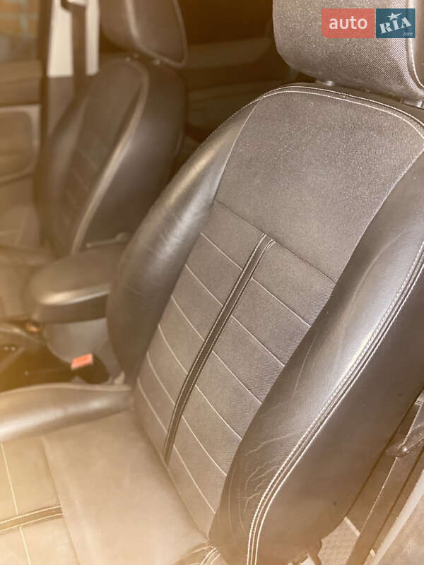 Внедорожник / Кроссовер Ford Kuga 2012 в Харькове фото 16 Внедорожник / Кроссовер Ford Kuga 2012 в Харькове