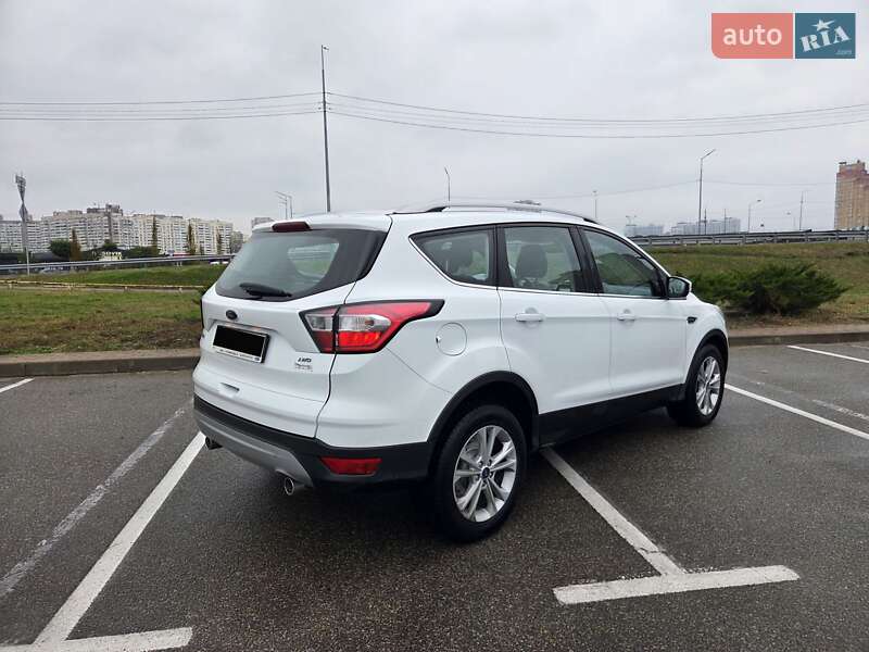 Позашляховик / Кросовер Ford Kuga 2019 в Києві