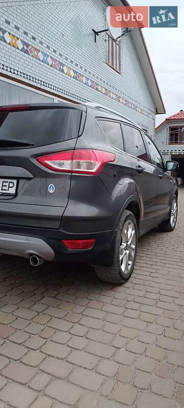 Внедорожник / Кроссовер Ford Kuga 2015 в Толстом фото 6 Внедорожник / Кроссовер Ford Kuga 2015 в Толстом