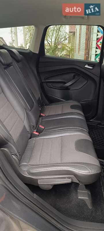 Внедорожник / Кроссовер Ford Kuga 2015 в Толстом фото 10 Внедорожник / Кроссовер Ford Kuga 2015 в Толстом