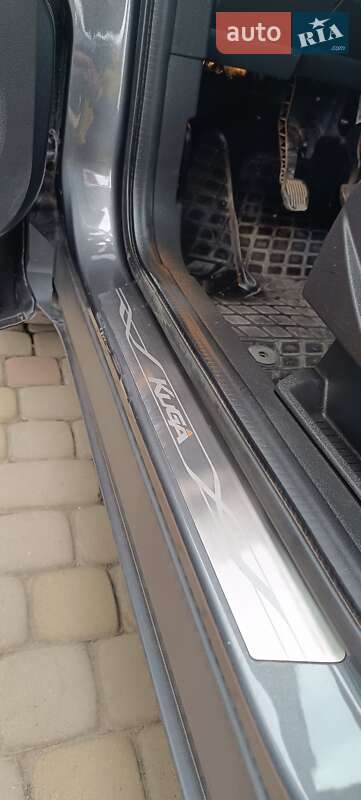 Внедорожник / Кроссовер Ford Kuga 2015 в Толстом фото 15 Внедорожник / Кроссовер Ford Kuga 2015 в Толстом