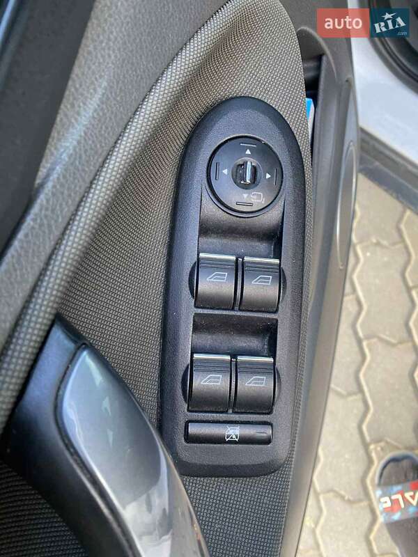 Внедорожник / Кроссовер Ford Kuga 2011 в Виноградове фото 3 Внедорожник / Кроссовер Ford Kuga 2011 в Виноградове