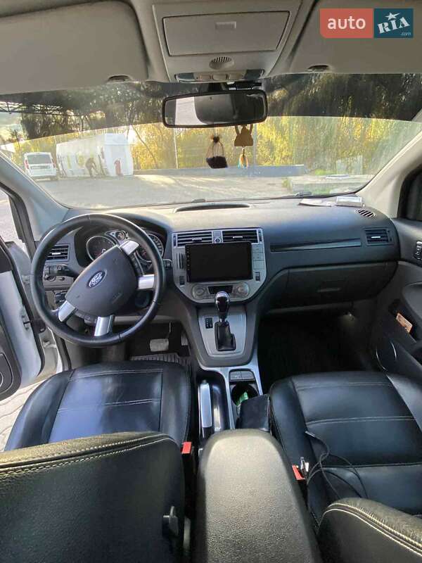 Внедорожник / Кроссовер Ford Kuga 2011 в Виноградове фото 2 Внедорожник / Кроссовер Ford Kuga 2011 в Виноградове