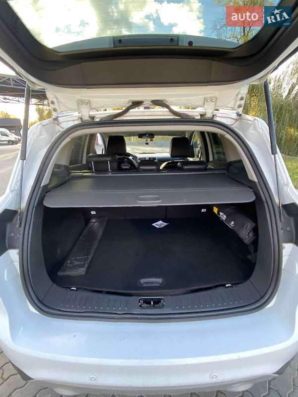 Внедорожник / Кроссовер Ford Kuga 2011 в Виноградове фото 8 Внедорожник / Кроссовер Ford Kuga 2011 в Виноградове