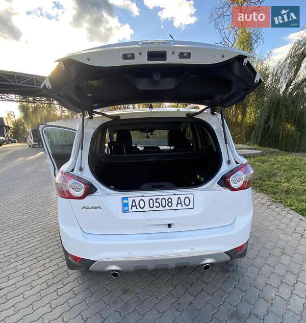 Внедорожник / Кроссовер Ford Kuga 2011 в Виноградове фото 10 Внедорожник / Кроссовер Ford Kuga 2011 в Виноградове