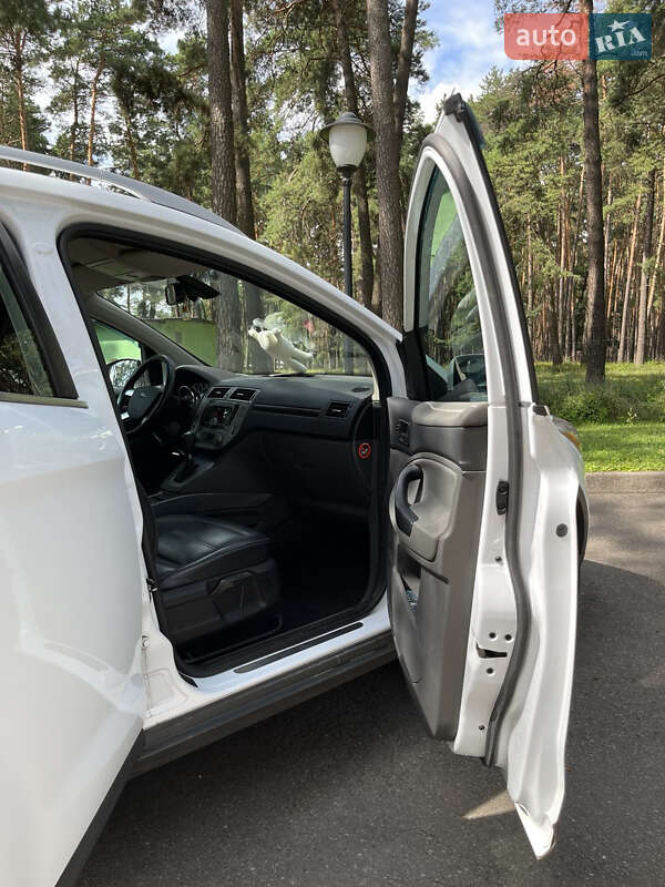 Внедорожник / Кроссовер Ford Kuga 2011 в Чернигове