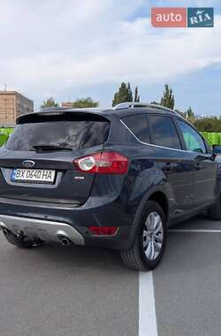 Внедорожник / Кроссовер Ford Kuga 2010 в 