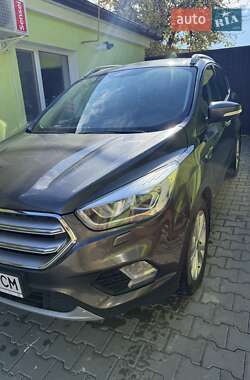Позашляховик / Кросовер Ford Kuga 2018 в  фото 5 Позашляховик / Кросовер Ford Kuga 2018 в