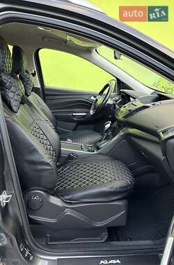 Позашляховик / Кросовер Ford Kuga 2018 в  фото 41 Позашляховик / Кросовер Ford Kuga 2018 в