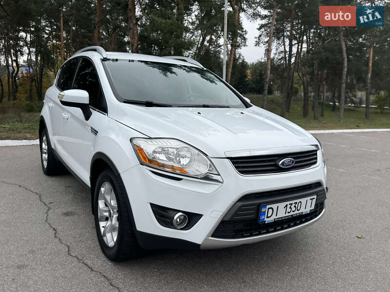 Позашляховик / Кросовер Ford Kuga 2011 в Києві