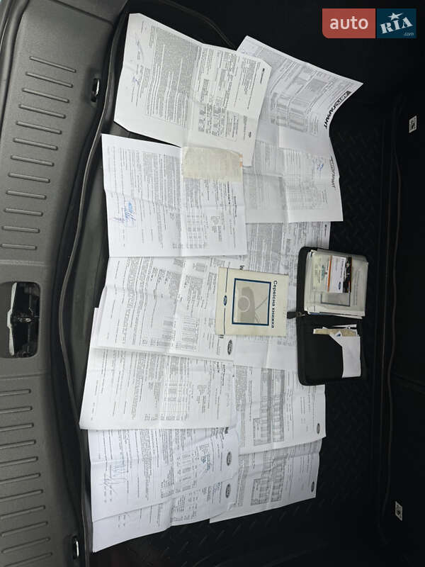 Позашляховик / Кросовер Ford Kuga 2011 в Києві