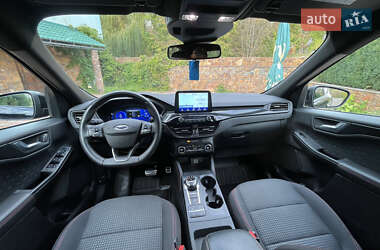 Позашляховик / Кросовер Ford Kuga 2021 в  фото 62 Позашляховик / Кросовер Ford Kuga 2021 в