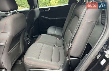 Позашляховик / Кросовер Ford Kuga 2021 в  фото 68 Позашляховик / Кросовер Ford Kuga 2021 в
