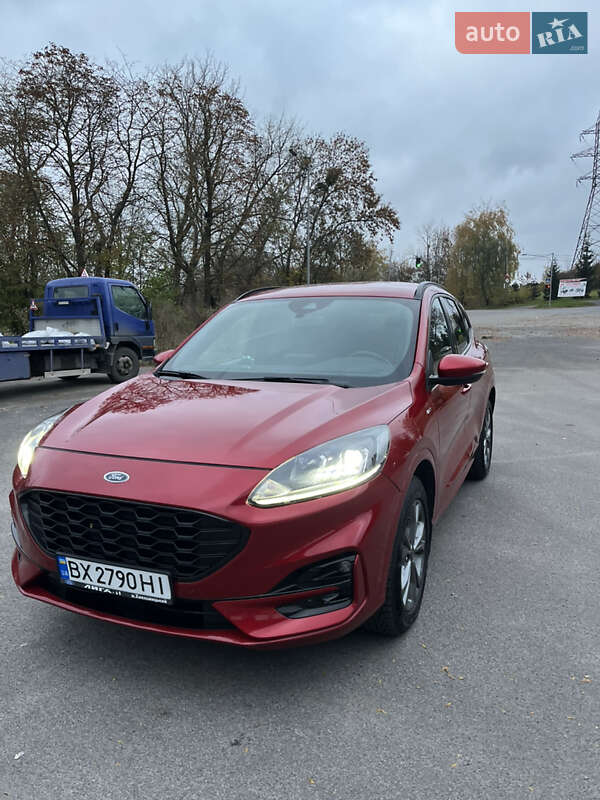 Внедорожник / Кроссовер Ford Kuga 2021 в Хмельницком