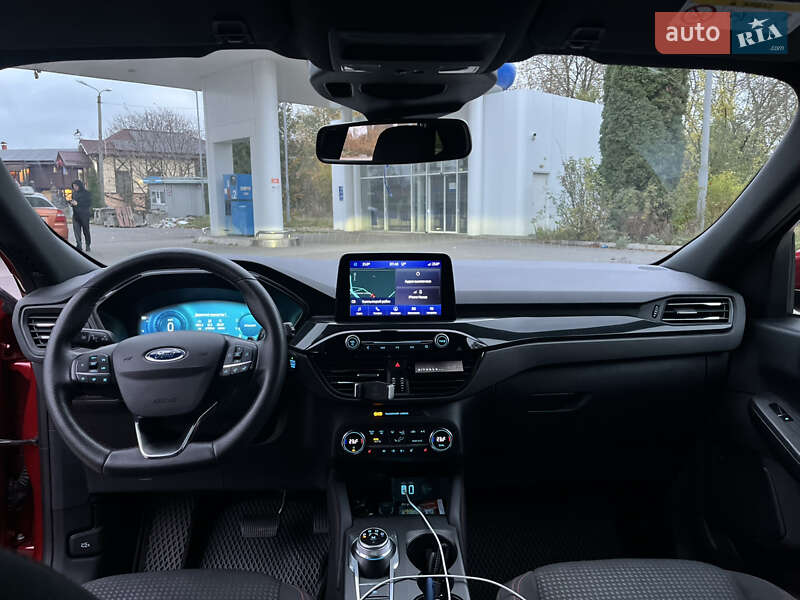 Внедорожник / Кроссовер Ford Kuga 2021 в Хмельницком